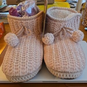Cozy Pink Womens Slippers